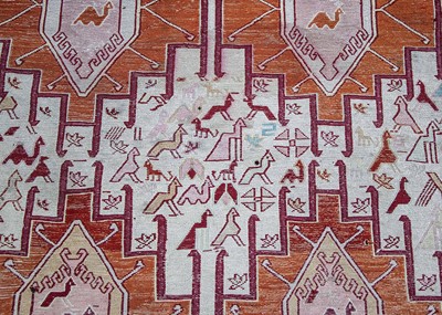 Lot 175 - A Kilim woollen and cotton Iran/Persian carpet