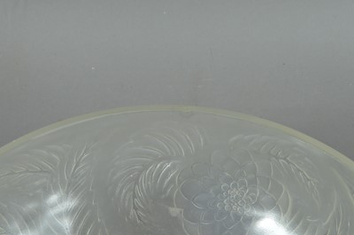 Lot 237 - A Lalique glass bowl with floral decoration