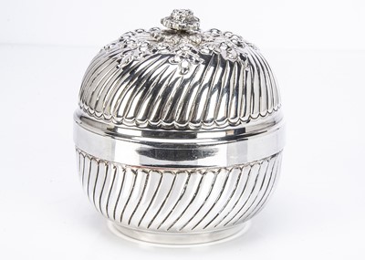 Lot 191 - A continental metal circular box and cover