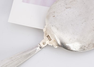 Lot 197 - A Georg Jensen silver Acanthus pattern cake slice designed by Johan Rohde