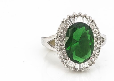 Lot 207 - A paste silver set of jewels