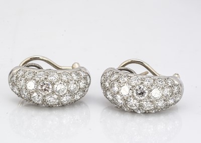 Lot 221 - A pair of Oscar Heyman of New York diamond encrusted cuff earrings