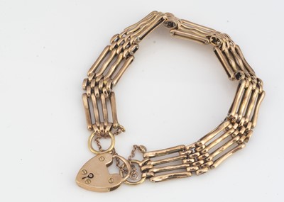 Lot 83 - A 9ct gold four bar gate link rose gold bracelet