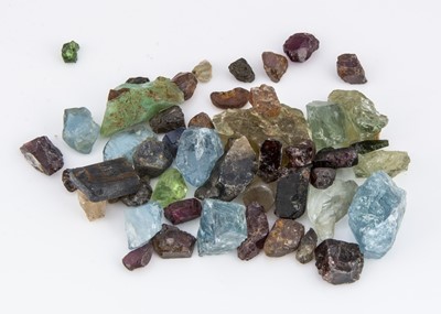 Lot 137 - A good collection of large rough gemstones