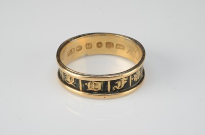Lot 157 - A 19th Century mourning ring