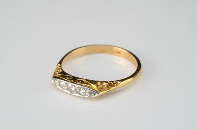 Lot 160 - An 18ct gold five stone Edwardian dress ring