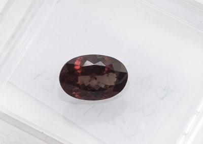 Lot 275 - An untreated certificated colour change garnet