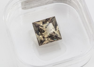 Lot 287 - A certificated princess cut diaspore