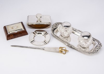 Lot 390 - Five collectable silver desk items