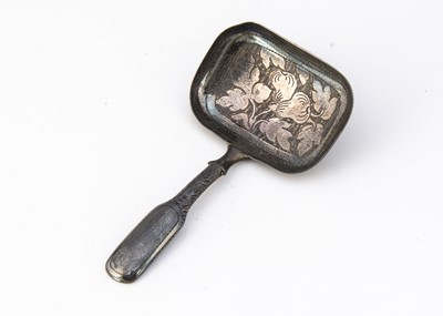 Lot 402 - A late George III silver tea caddy spoon by Joseph Taylor