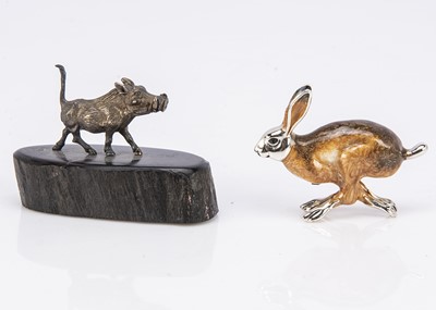 Lot 416 - Two small collectable animals