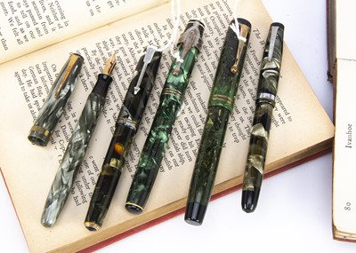 Lot 449 - Five vintage Parker fountain pens