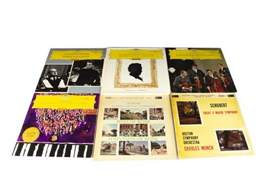 Lot 263 - Classical LPs and Box Sets / Red DGG plus