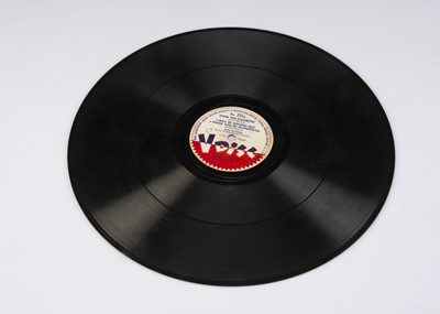 Lot 275 - V Disc No 335 / Judy Garland