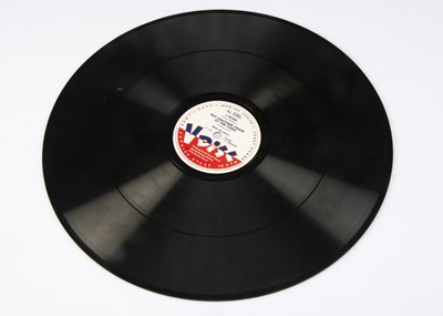 Lot 280 - V Disc No 526 / Andrews Sisters
