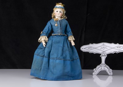 Lot 14 - A fine mid 19th century fashionable doll