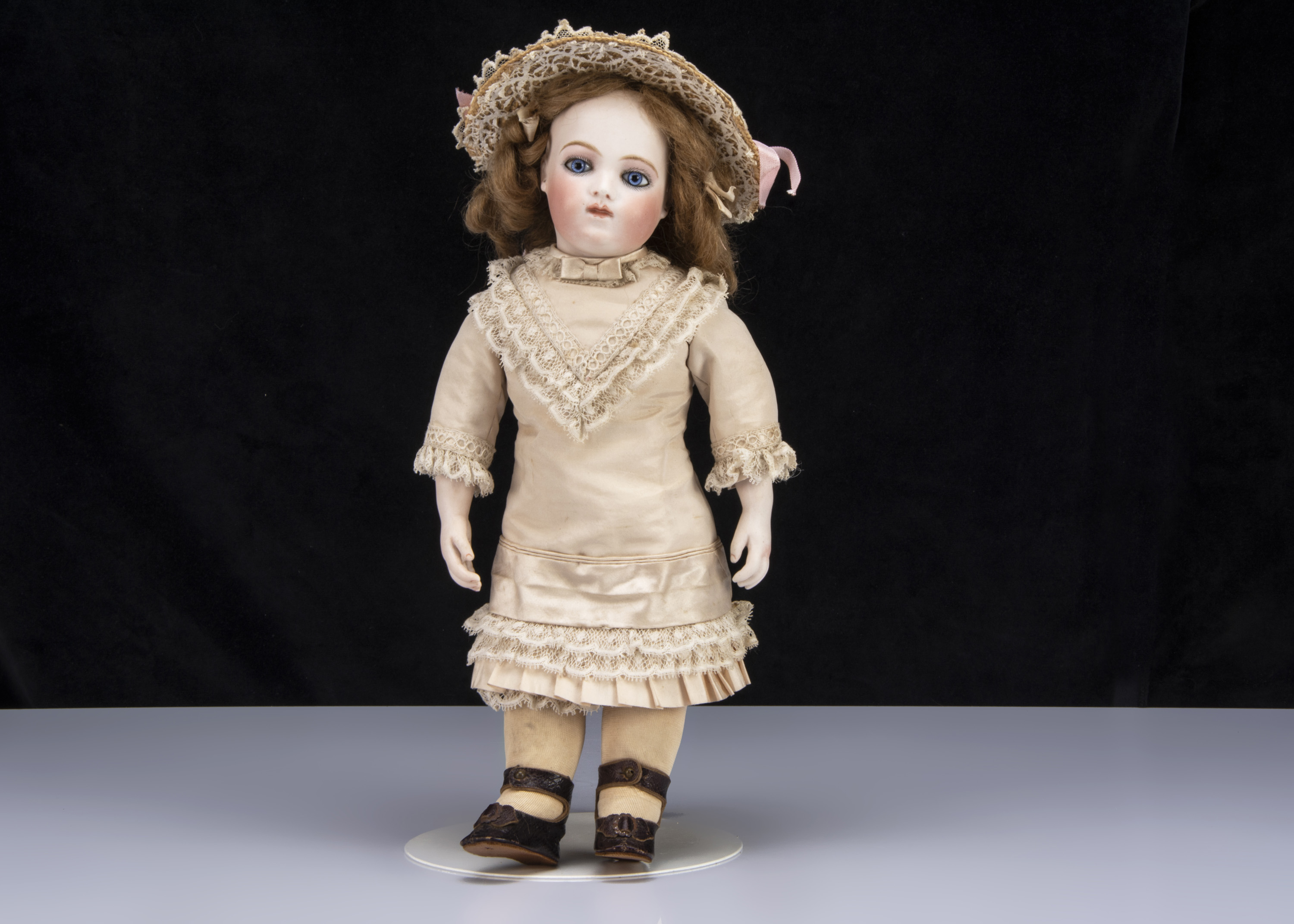 ベベ　ブリュー　(Bebe Bru) Bébé, 