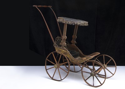 Lot 187 - A 19th century American doll’s ‘buggy’ perambulator