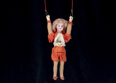 Lot 276 - An unusual clockwork automaton acrobat circa 1900