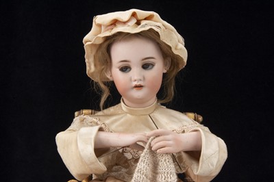 Lot 382 - A Roullet & Decamps knitting girl automaton