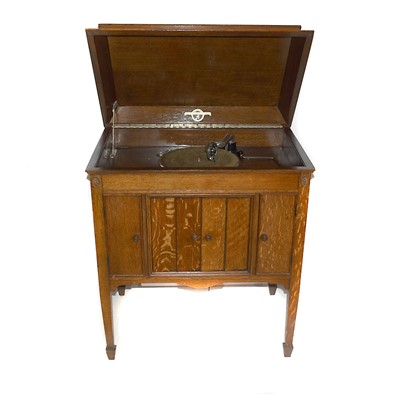Lot 1 - Console cabinet gramophone