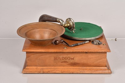 Lot 21 - Table gramophone