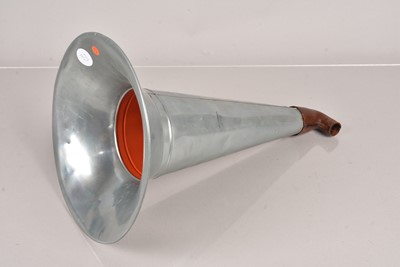 Lot 22 - Horn gramophone
