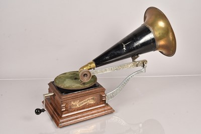 Lot 27 - Horn gramophone