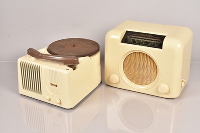 Lot 56 - Portable radio receiver