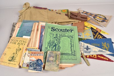Lot 109 - An assortment of Scouting items