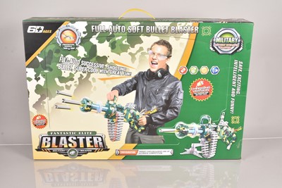 Lot 130 - A Fantastic Elite Blaster Military Weapon Toy