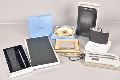 Lot 362 - A collection of Concorde related items