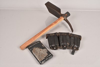 Lot 476 - A German K98 Cleaning Kit