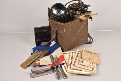 Lot 477 - A WWII Field Signal Light