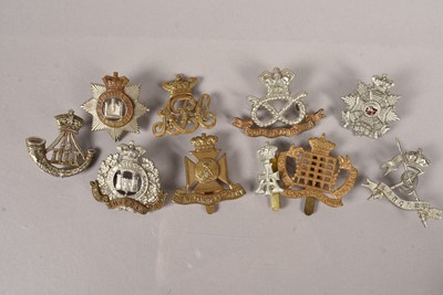 Lot 613 - Victorian British Cap Badges