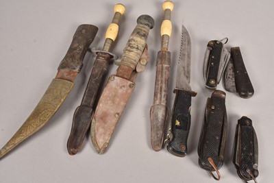 Lot 701 - A selection of British and German Penknives