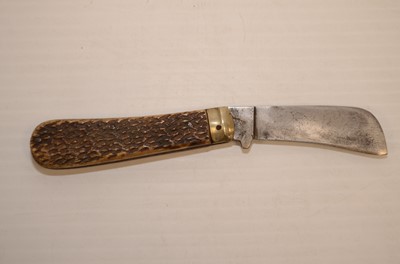 Lot 727 - A good selection of Hunting pocket knives