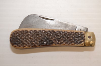 Lot 727 - A good selection of Hunting pocket knives