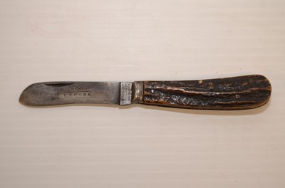 Lot 727 - A good selection of Hunting pocket knives