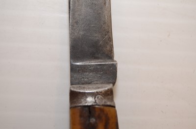 Lot 727 - A good selection of Hunting pocket knives