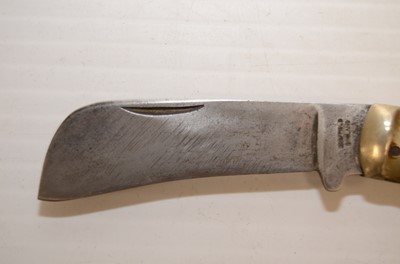 Lot 727 - A good selection of Hunting pocket knives