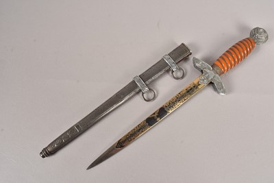 Lot 751 - A WWII German Luftwaffe 2nd Pattern dagger