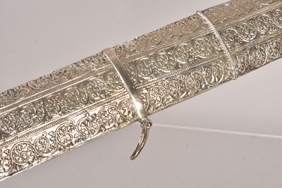 Lot 792 - A late 19th Century/ early 20th Century Omani Kattara sword