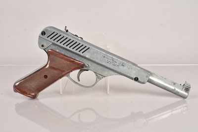 Lot 874 - A Crosman Arms Co V300 Lever Action BB pistol