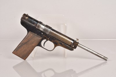 Lot 898 - A Scarce Hubertis .177 Air Pistol