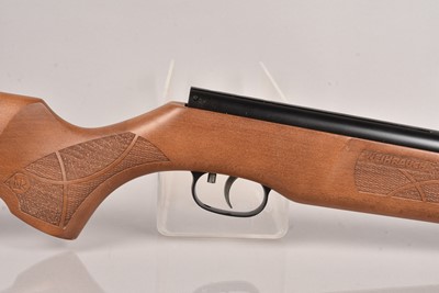 Lot 1004 - A Weihrauch HW99S .177 break barrel rifle