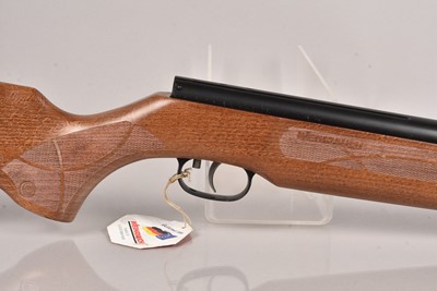 Lot 1006 - A Weihrauch HW99 .22 Break Barrel Air Rifle