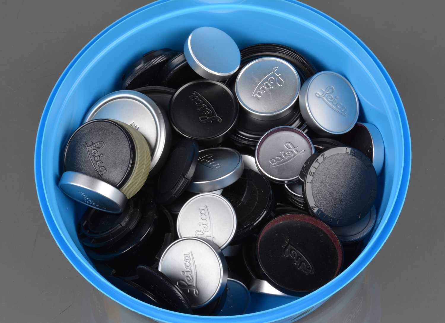 Lot 100 - Leica Caps
