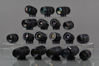 Lot 173 - A Group of Canon EF Lenses