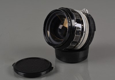 Lot 180 - A Nikon Nikkor-O Auto Non Ai Lens